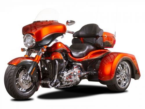 Harley-Davidson FLH Transformer $30,500.00 Base Price Ride Away (DOES NOT INCLUDE DONOR MOTORCYCLE OR OPTIONS)